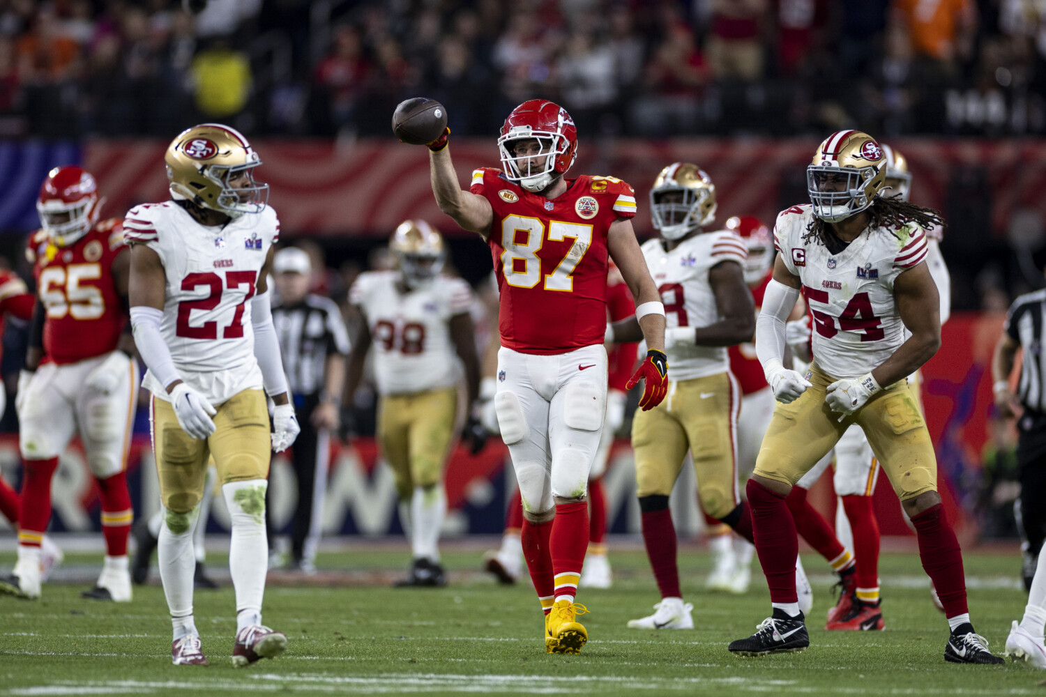 得尊敬的 得尊敬的